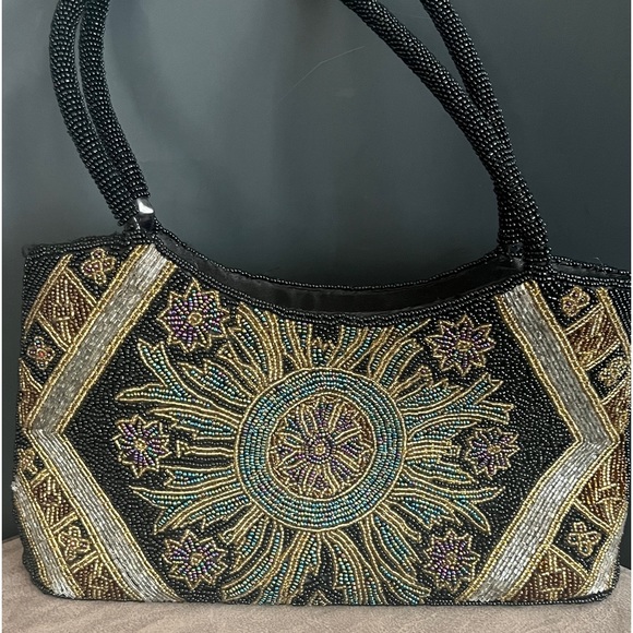 Intricate Beaded Purse. Small Handbag made of Satin and Acrylic Beads. - Picture 2 of 12